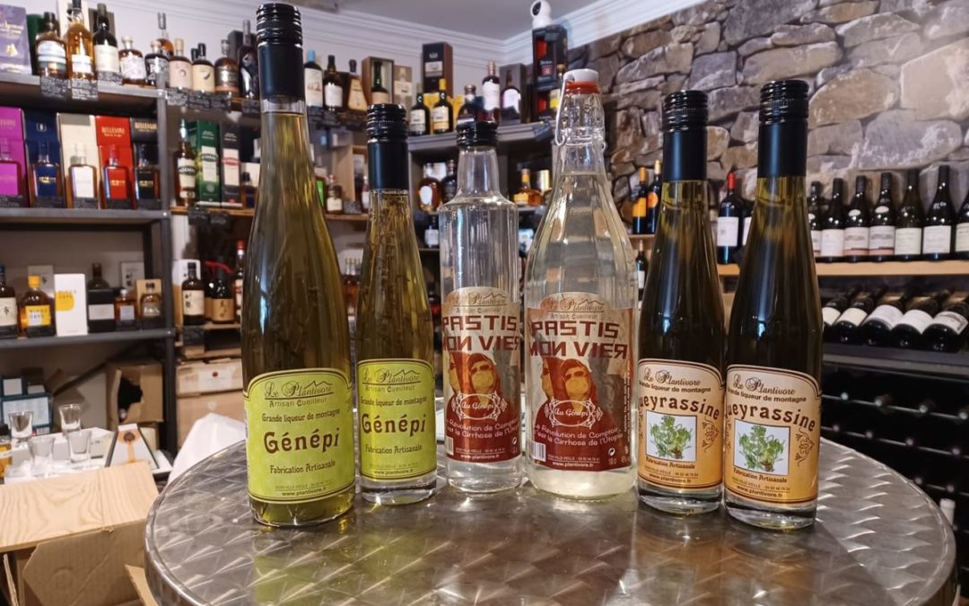 Liqueurs du Queyras et pastis